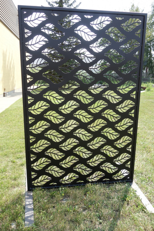 outdoor and indoor steel leaves divider