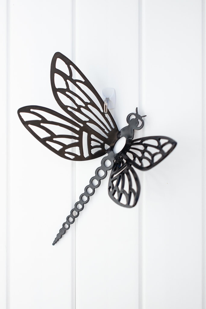 spindle bronze dragonfly decor